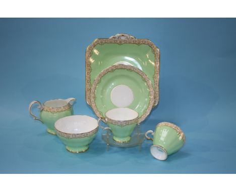 A Copelands green and gilt tea service 