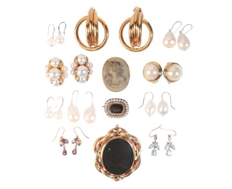 A COLLECTION OF JEWELLERYincluding a pair of amethyst drop earrings in 9ct gold; together with a pair of blue topaz drop earr
