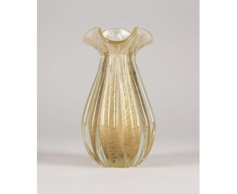 BAROVIER &amp; TOSOVASE 'CORDONATO D'ORO' Italien, Barovier &amp; Toso Murano, 1950er Jahre Farbloses Glas m. vertikal geripp