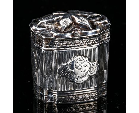 A late 19th/early 20th century Dutch silver marriage box, relief embossed decoration, marks on base, height 4.5cm, 0.7ozNo da