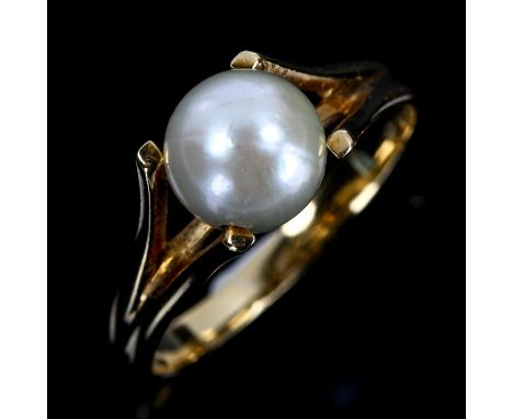 A Vintage cultured pearl dress ring, unmarked gold settings, pearl diameter 8.1mm, size S, 3.1gNo damage or repairs, settings