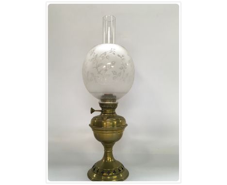 SHERWOODS BRASS KOSMOS OIL LAMP, TAKES FLAT WICK AND FORMS A CIRCLE, OLD ETCHED SHADE, NO FLAME SHREDDER (In-house packing un