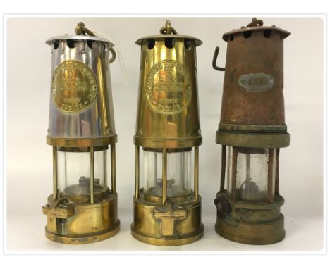 THREE VINTAGE MINERS' LAMPS INCLUDING TYPE 6, THE PROTECTOR LAMP AND LIGHTING COMPANY 