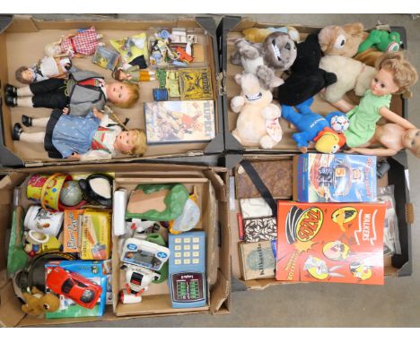 A collection of vintage toys and games including a battery operated space toy (4 boxes) **PLEASE NOTE THIS LOT IS NOT ELIGIBL