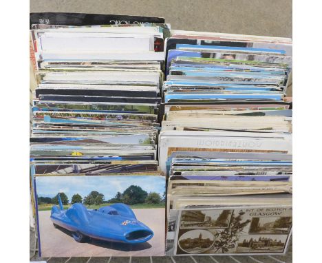A large collection of vintage postcards 