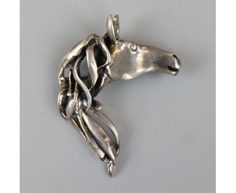 Hallmarked silver horse head brooch 