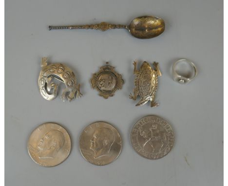 Collectables mostly silver 