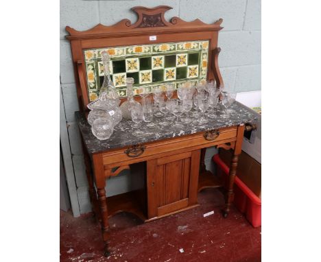 Edwardian tile-back washstand 