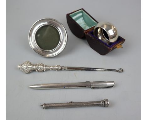 Collection of hallmarked silver 