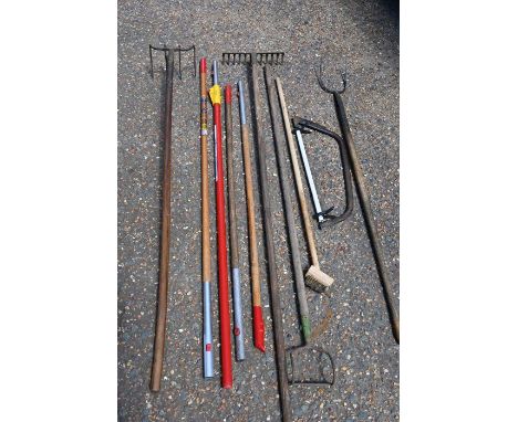 Garden tools including rakes 