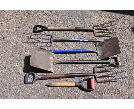 Garden tools including forks