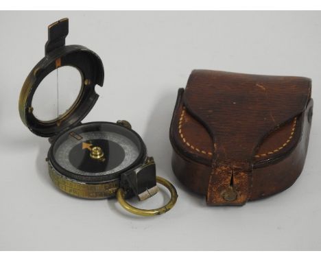 A WW1 Verner's patent E. Koehn Swiss, Geneve no.60512 compass &amp; leather case