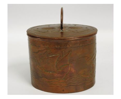 A Newlyn arts &amp; crafts copper caddy with repoussé decor, 4.75in wide x 4.6in deep x 6in high, excluding handle