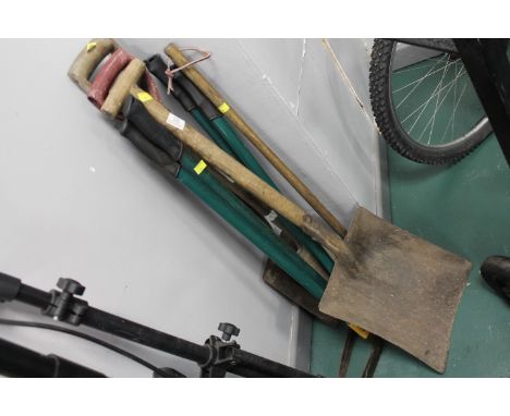 Garden tools, shears, rakes, etc 