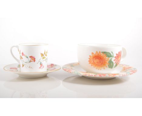 Twelve Abbeydale coffee cans and saucers, floral pattern and Royal Doulton Expressions, Sunburst pattern tea and dinner wares