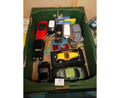 Fourteen scale model vehicles by Burago etc.