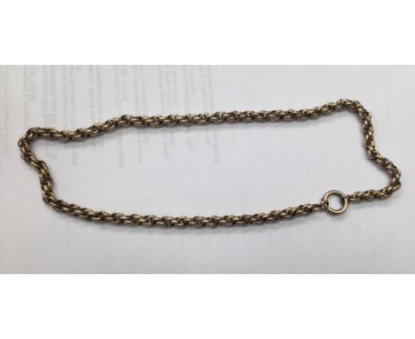 An unhallmarked chain necklace