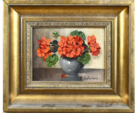 H. Schallenberg. 1883 - 1981. Ball vase with flowers. Oil on panel. Dimensions: H 18 x W 25 cm. In good condition.