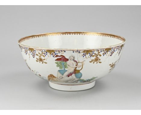 Large 18th century Chinese porcelain Chine de commande bowl with decoration of Europeans playing the lyre. Hairlines. Dimensi