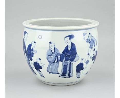 Chinese porcelain flower pot with figures and playing fools decoration all around. Dimensions: H 17.5 x Ø 23 cm. In good cond
