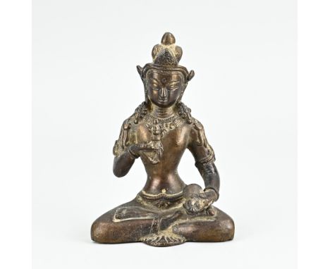 Old/antique oriental bronze buddha figure in lotus position. Dimensions: H 16.5 cm. In good condition.