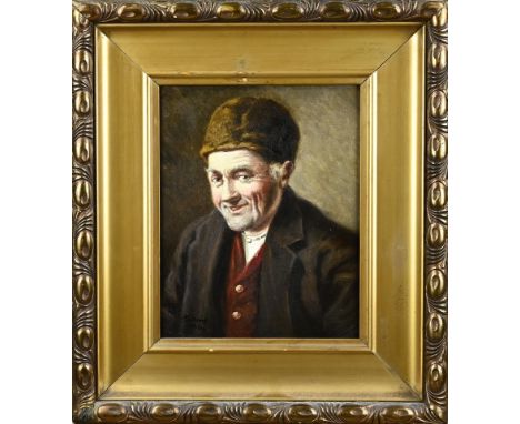Hubert. Circa 1930. Munich. German School. Portrait of a man with a cap. Oil on canvas. Dimensions: H 30 x W 24 cm. In good c