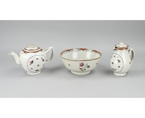 Three parts 18th century Familie Rose porcelain. Floral/gold decoration. Consisting of: Teapot, hairline in bottom. Bowl, glu