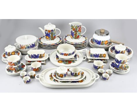 Extensive and beautiful tableware from Villeroy &amp; Boch. Model: Acapulco. Consisting of: 7x gourmet plate, 5x dinner plate