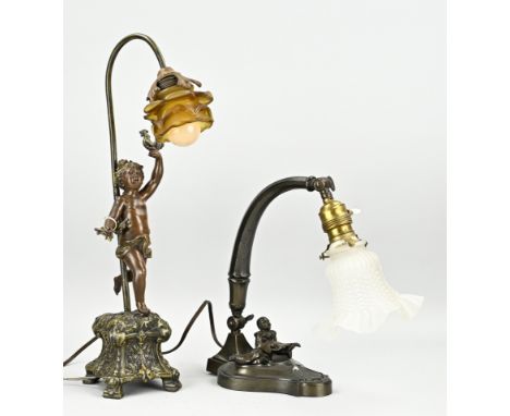 Two antique composition metal lamps. 1x Lamp with putti, circa 1900. 1x Desk lamp with Pierrot, circa 1920. Dimensions: H 30 
