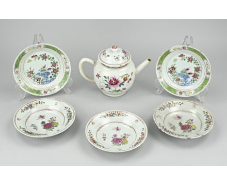 Six pieces 18th century Chinese Famille Rose porcelain. Consisting of: teapot, glued handle + one hairline. And five porridge