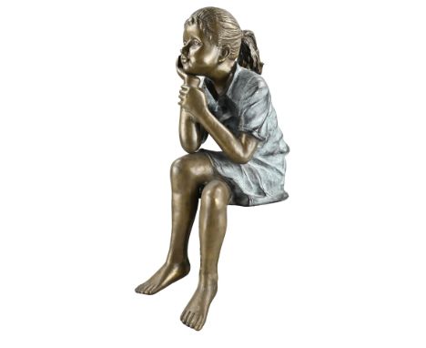 Large bronze statue of a seated girl. Green patina. Second half 20th century. Dimensions: H 65 cm. In good condition.