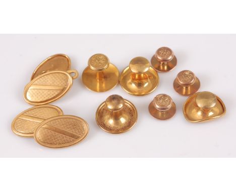 Four various 9ct gold gent's collar studs, 2.9g; together with rolled gold examples and pair of rolled gold cufflinks