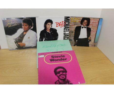 A five album VG+/VG+ lot with Stevie Wonder  / Michael Jackson  - classic soul / disco sounds in great condition