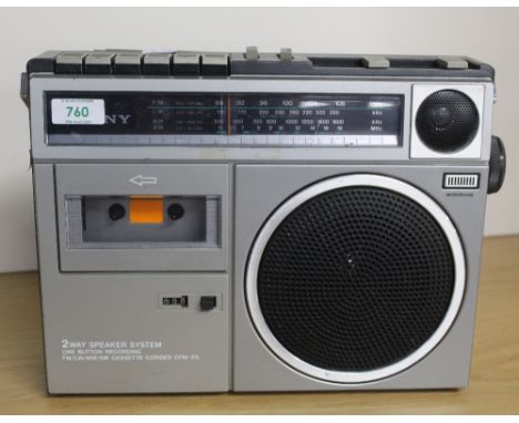 A vintage Sony radio / cassette player  - 2 way speaker system - needs a power lead