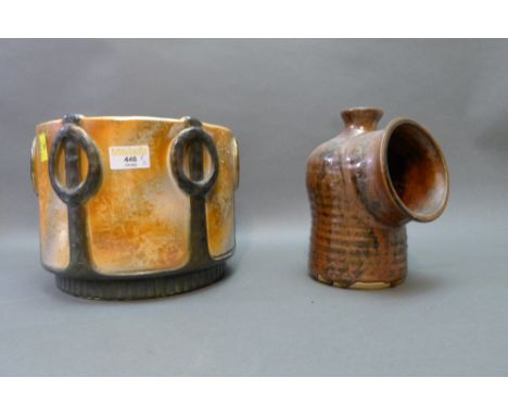 Salt pig and a planter 22 cm diameter