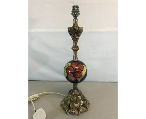 Moorcroft table lamp 