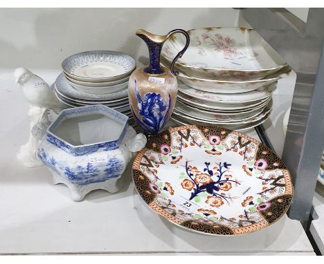 Limoges porcelain dessert service of 9 pieces, 19th century porcelain low tazza with Japan pattern decoration, quantity of Ro