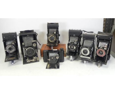 A collection of folding vintage cameras to include Coronet , Coronet clipper, Ensign Selfix 20 100mm ensac F4.5, Lukas 2 , Lu