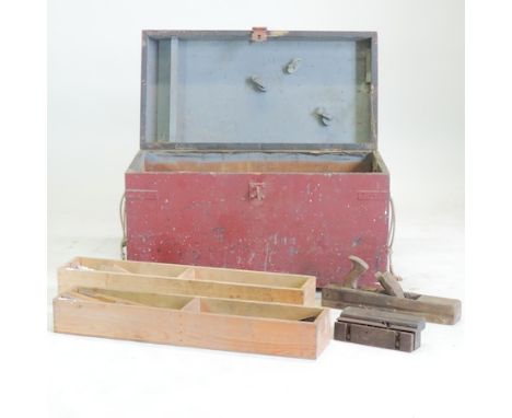 An early 20th century tool chest, 86cm, together with a collection of carpentry tools