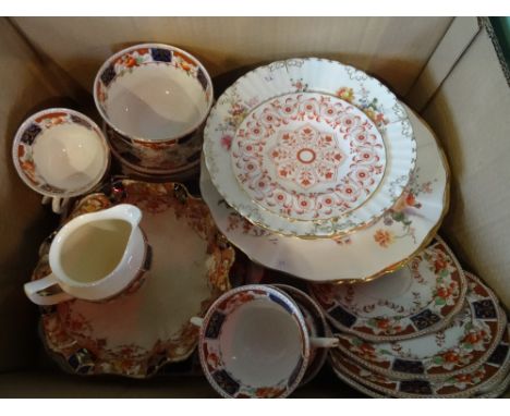 A quantity of ceramics to include: two hand painted Royal Crown Derby cabinet plates, together with an Edwardian part-tea ser