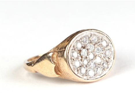 A 9ct gold diamond set panel ring, approx UK size Q, 4g.