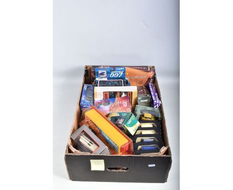 A QUANTITY OF BOXED AND ASSORTED DIECAST VEHICLES, to include a Corgi James Bond 007 'Die Another Day' Aston Martin V12 Vanqu
