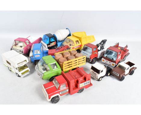 A QUANTITY OF UNBOXED AND ASSORTED PLAYWORN TONKA TOYS AND OTHER PRESSED STEEL VEHICLES, 1970's and later, majority are the m