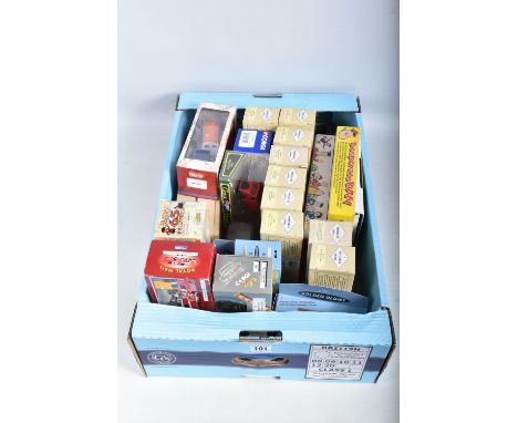 A TRAY OF BOXED CORGI AND OTHER DIECAST MODEL VEHICLES, to include a Dandy and Beano Special edition set numbered D14/1, a Ba