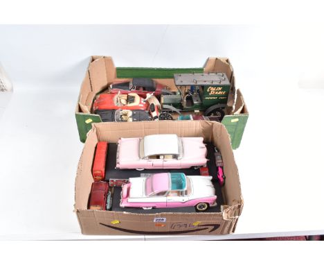 A QUANTITY OF ASSORTED UNBOXED PLAYWORN DIECAST VEHICLES, including 1/18 scale models by Bburago and Road Legends, including 