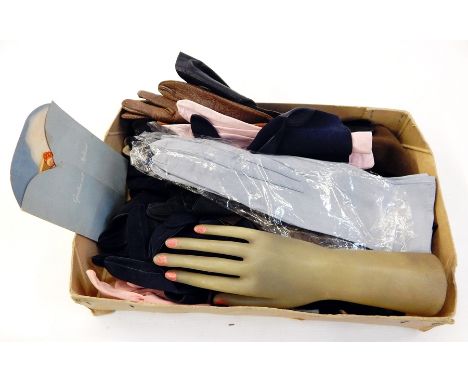 Selection of kid evening gloves and others, all various colours, a hand mannequin and a greetings card from Holland Live Bidd