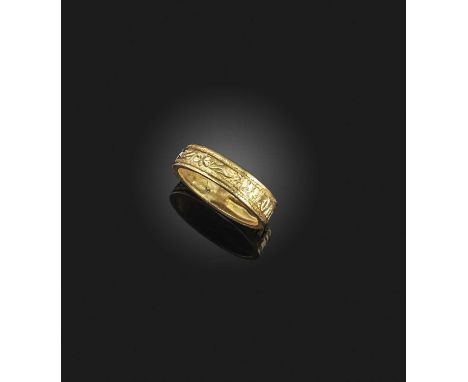 A late medieval gold posy ring, 15th century, the gold band inscribed to the exterior 'IE SUIS TOUT VOTRE' (I am all yours), 