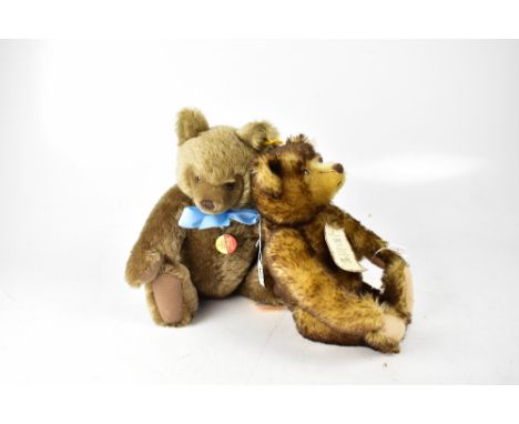 STEIFF; two modern teddy bears, one 'British Collectors 1995' limited edition of 3000 and a beige bear, each with Steiff labe