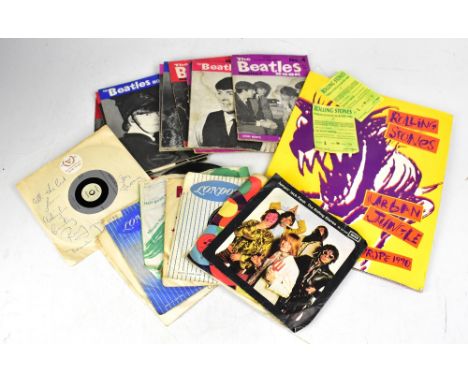 ROCK &amp; POP; a quantity of mixed 1960s-1990s singles, to include Buddy Holly, The Hollies, Petula Clark, Roy Orbison, Clif