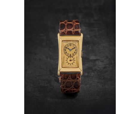 ROLEX. BELLE MONTRE BRACELET EN OR JAUNE 18K (750) DE FORME RECTANGULAIRE MOUVEMENT MECANIQUE ROLEX. A FINE 18K GOLD MANUAL W
